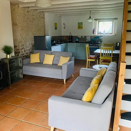 Relaxing Countryside Сasa de vacaciones La Chapelle-Pouilloux