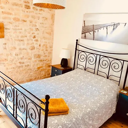 Дом отдыха Relaxing Countryside La Chapelle-Pouilloux